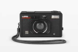 Aparat kompaktowy Lomography LomoApparat 35mm z paskiem na nadgarstek
