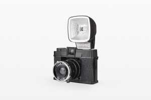 diana-black-jack-f-with-flash_quarter-left_on-grey.jpg