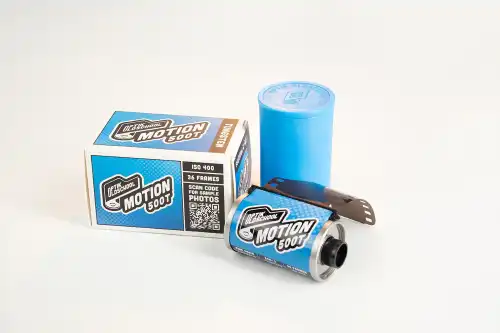 Film fotograficzny Optik's Motion 500T 36 klatek Kodak Vision3 5219 bez remjetu