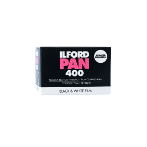 zarno-biały film fotograficzny Ilford Pan 400 135/36 w oryginalnym pudełku