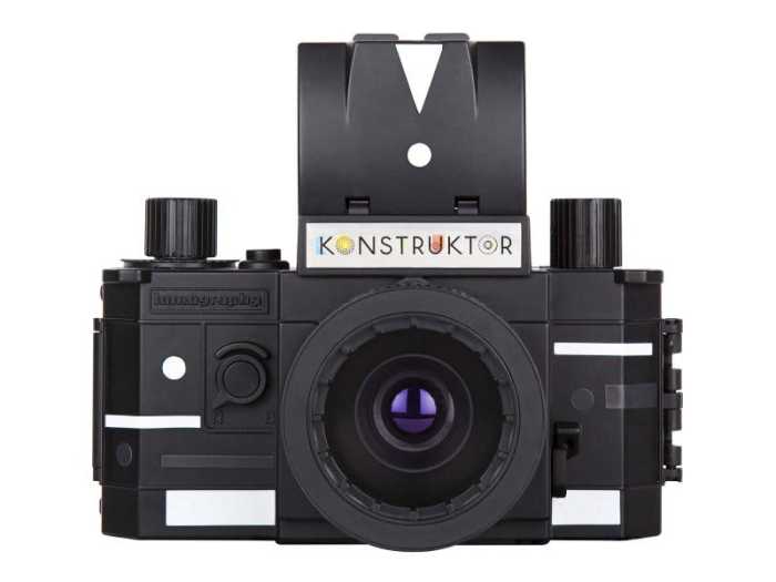 Konstruktor F