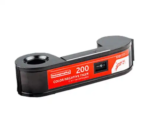 LOMOGRAPHY FIlm Color Tiger 200/110